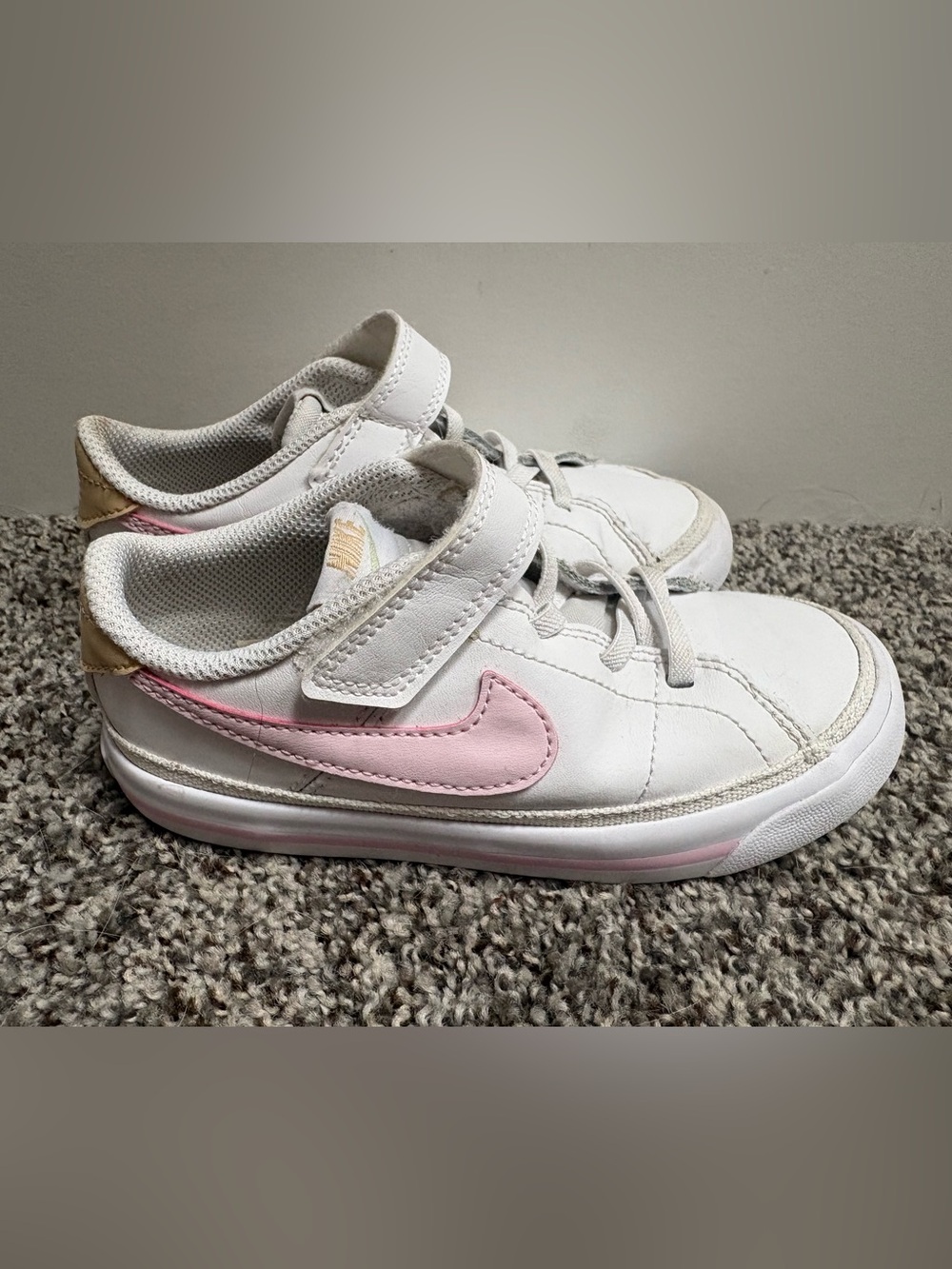 Nike White with Pink Accent No Tie Toddler Shoes Size 10c